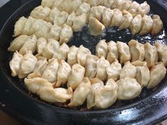 -黄阿姨锅贴大王(万航渡路店)