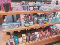 零售区-星巴克(常德友阿国际广场店)