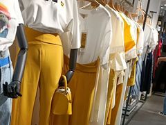 -广州白马服装市场