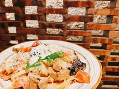 蘑菇培根温泉蛋长意面-幸邻食堂
