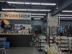 -迪卡侬(越秀公园店)