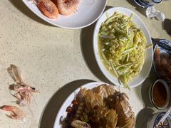 -三亚火车头万人海鲜广场