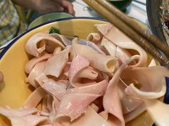 猪黄喉-石灰市老火锅(北滨路店)