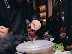 -蚝堡·生蚝海鲜烧烤物种起源•海肠捞饭(刘公岛店)