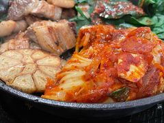 铁锅炭烤五花肉-INSA Korean Bistro饮鲨韩食酒馆