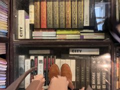 -钟书阁(松江泰晤士小镇店)