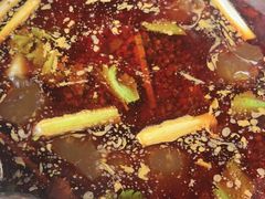 -肖肖酸萝卜鱼火锅(总店)