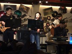 -南锣鼓巷吉他吧(鼓楼店)