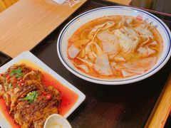 宽面拉面-鼎义丰功夫牛肉面(人民路店)