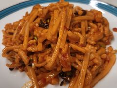 鱼香肉丝-渝悦情·新派川菜(建国门店)