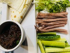 -巧克力渔家.小船海鲜胶东菜(万平口店)