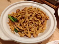 -吕氏疙瘩汤·海鲜新鲁菜(凯德mall新都心店)