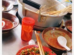 -咏勝锑锅麻辣烫(净居寺路总店)