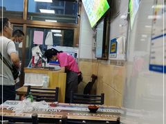 大堂-春雨羊汤店(广开四马路总店)