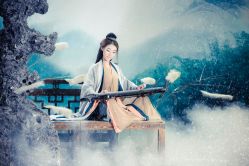点击看大图 -九月鹰飞汉服摄影工作室