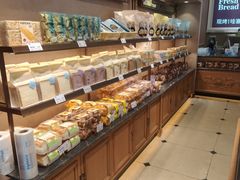 -隐涵·面包·生日蛋糕(民生广场店)