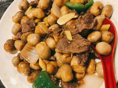 草菇炒牛肉-紫金食坊(江南西路店)