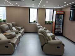 -上海大学附属上海和平眼科医院