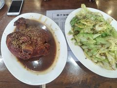 -巷子深菜馆·津门肘子(滨海店)