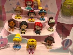 -泡泡玛特POPMART(蓝色港湾店)