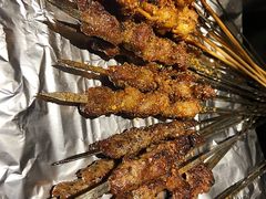 -西街夜油条·麻团包乌饭