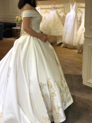 -南京宝娜嫁衣婚纱礼服馆(中央路店)