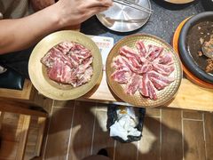 -韩烧牛中牛·甄选黑牛烤肉(黑金店)
