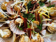 油泼扇贝-1910老鲁味海鲜·戳子肉·青岛菜(金沙滩店)