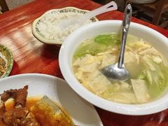 -芦茨金富饭庄·25年老字号·专做稻草鸡