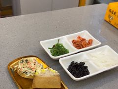 -豚妈妈汤饭·部队锅(南京东路店)
