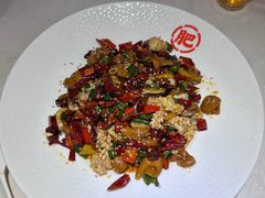-肥肥虾庄·金牌油焖大虾(沙湖店)
