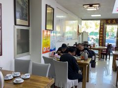 -溢心园香河肉饼总店