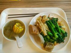 -感恩心素食馆(百世广场店)