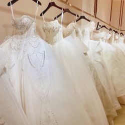 -Color卡诺婚纱礼服馆(南京严选店)