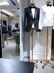 点击看大图 -THE QUEEN(北京店)