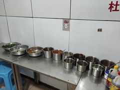 -文山荷鲜居(翠湖店)