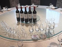 -河畔春天时尚餐厅