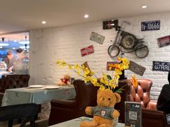 -又见马甲M8融合西餐厅(体育中心店)