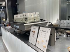 -M Stand(港汇恒隆广场店)