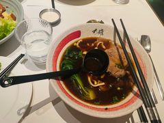 -静香HOUSE·全时段融合餐厅(七星欢乐颂店)