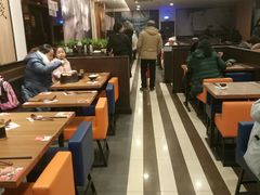 -阿香米线(大唐西市大润发店)