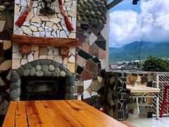 -喵屿·大理花园猫咖