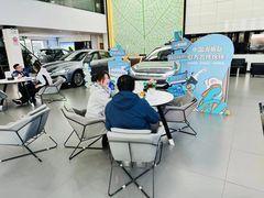 -弘仁宝佳比亚迪4S店(宝山旗舰店)