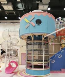 -多奇妙乐园·淘气堡·电玩·抓娃娃(海口吾悦店)