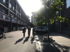 -翠微牡丹园停车场