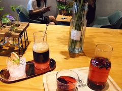 花间舞（热茶）-ZING COFFEE 镜咖啡