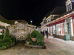 -伦敦比斯特购物村