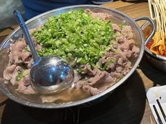 -肖四女乐山跷脚牛肉(南汇大学城生活广场店)