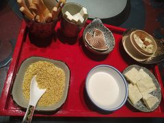 -九十九顶毡房(阜石路店)