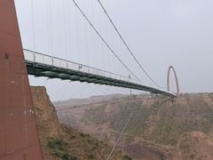 -波浪谷